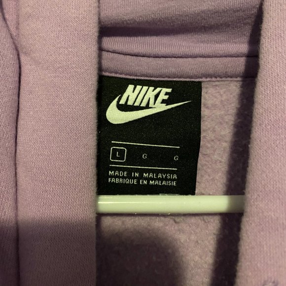 Nike Sweatshirt - Picture 3 of 4